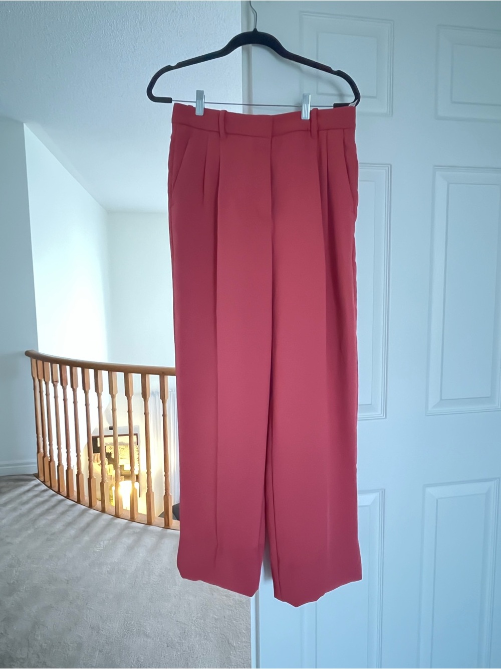 LIKE NEW Aritzia Wilfred effortless pants (regular length) 10